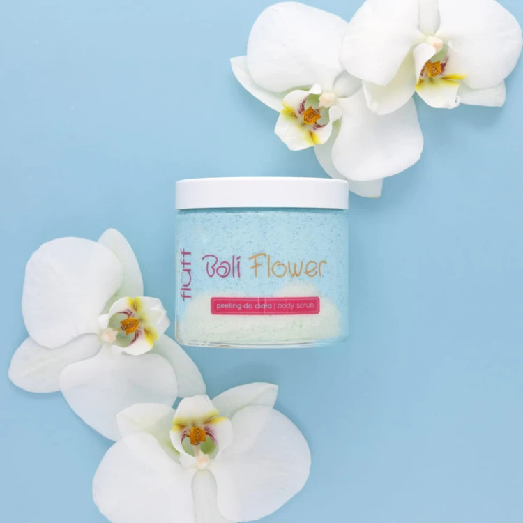 Peeling do ciała o zapachu kwiatów z Bali
